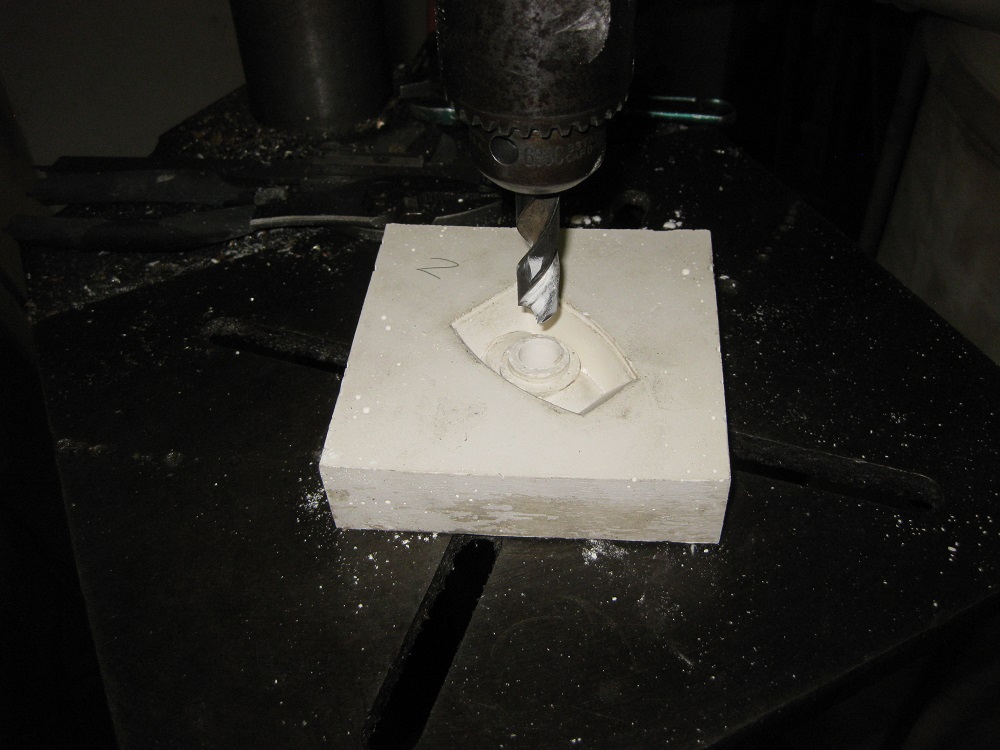 Drill plaster mold for 1/2" dia core pin